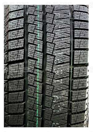 Kapsen SnowShoes AW33 235/50 R18 101H